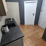 3030 Jana Spychalskiego 32 - Tanie W Apartamencie - Samodzielne Zameldowanie - Self Check In * Poznan