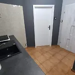 3030 Jana Spychalskiego 32 - Tanie W Apartamencie - Samodzielne Zameldowanie - Self Check In Poznan