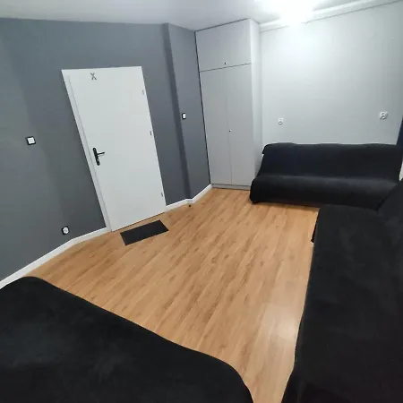 3030 Jana Spychalskiego 32 - Tanie W Apartamencie - Samodzielne Zameldowanie - Self Check In * Poznań